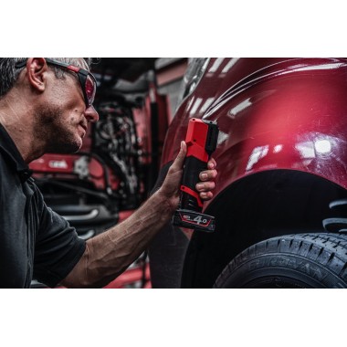 Акумуляторний ліхтар для підбору кольору MILWAUKEE M12 CML-401