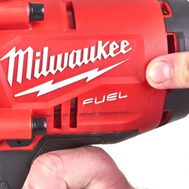 Гайковерт импульсный высокомоментный M18 FUEL™ ONE-KEY™ 1″ (2400 Нм) с фиксацией фрикционным кольцом