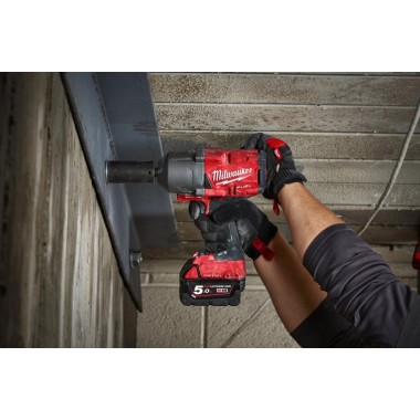Гайковерт высокомоментный MILWAUKEE 1/2 (1491 Нм) M18 FUEL ONEFHIWP12-0X ONE-KEY