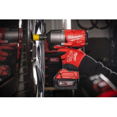 Гайковерт импульсный высокомоментный MILWAUKEE 1/2 (1898 Нм) M18 FUEL ONEFHIWF12-502X ONE-KEY