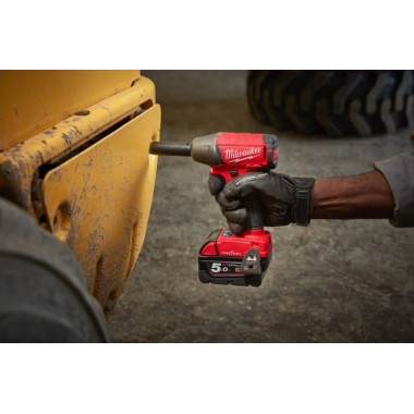 Гайковерт высокомоментный MILWAUKEE 1/2" (339 Нм) MILWAUKEE M18 FUEL FIW2F12-0X фрикционным кольцом