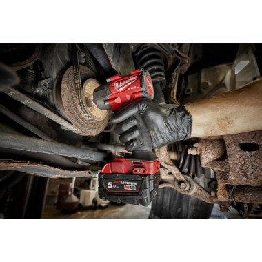 Гайковерт импульсный компактный 1/2" (745 Нм) с фрикционным кольцом MILWAUKEE M18 FUEL FMTIW2F12-0