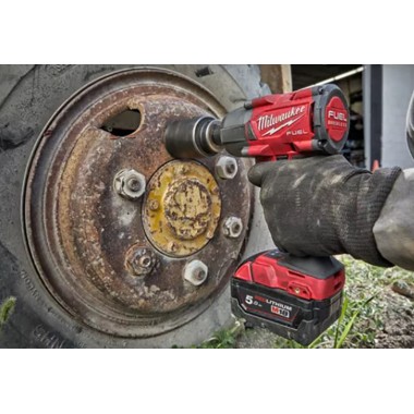 Гайковерт импульсный компактный 1/2 (881 Нм) с фрикционным кольцом MILWAUKEE M18 FMTIW2F12-502X