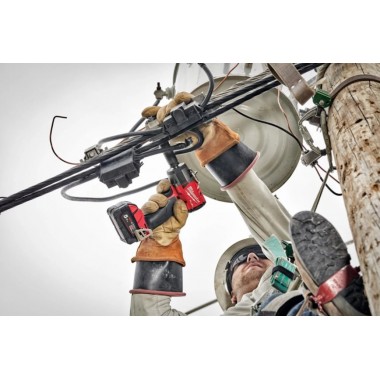 Гайковерт импульсный компактный 1/2 (881 Нм) с фрикционным кольцом MILWAUKEE M18 FMTIW2F12-502X