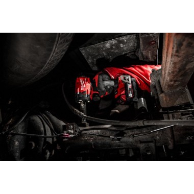Гайковерт импульсный компактный 1/2″ (339 Нм) MILWAUKEE M18 FUEL FIW2P12-0X с фиксацией пином