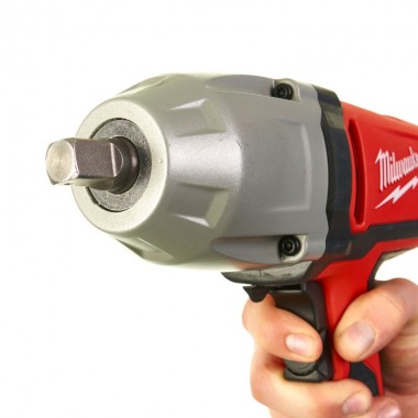 Гайковерт ударный 1/2 MILWAUKEE IPWE 400 R крут. мом. 400 Нм, 4933451524