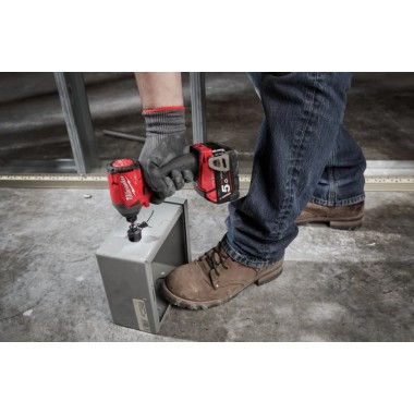 Импульсный винтоверт ONE-KEY™ FUEL™ ¼″ HEX MILWAUKEE, крут. мом. 226 Нм,ONEID2-0X 4933464090