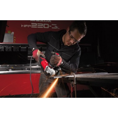 Углошлифовальная машина MILWAUKEE 125 мм AGV 15-125 XE Плавный пуск  4933428127