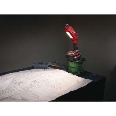 Фонарь MILWAUKEE M18 IL-0 светодиодный 4932430564