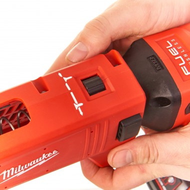 Шуруповерт для гипсокартона MILWAUKEE M18 FUEL FSGC-202X крут. мом. 13 Нм, 4933459199