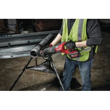 Пила сабельная аккумуляторная бесщёточная MILWAUKEE M18 FSX-0 (каркас)