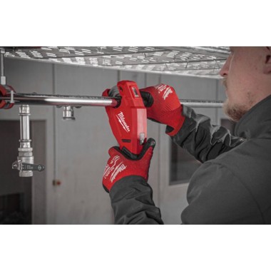 Аккумуляторный труборез по нержавеющей стали M12PCSS-202C MILWAUKEE