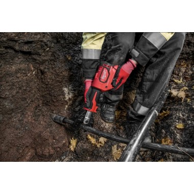 Кабелерез гидравлический аккумуляторный MILWAUKEE M18 ONEHCC-0C CU/AL (каркас)