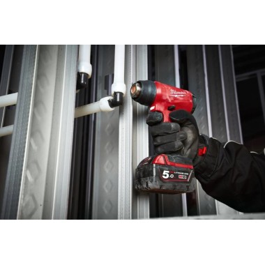 Аккумуляторный фен MILWAUKEE M18 BHG-0 4933459771