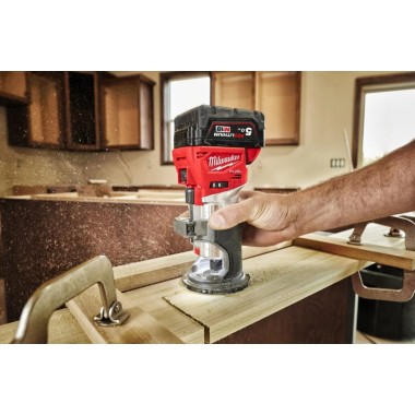 Фрезер кромочный аккумуляторный Milwaukee M18 FTR8-0X (без АКБ и ЗУ)