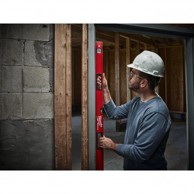 Уровень Milwaukee REDSTICK Backbone 120 Магнитный
