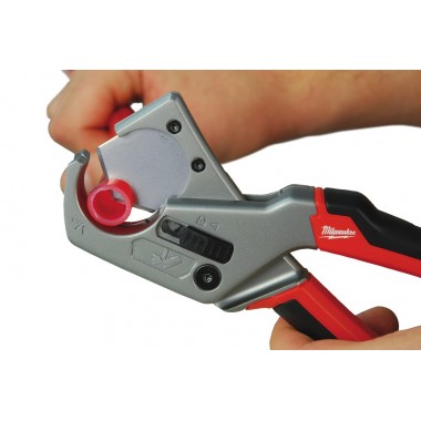 Резак для пластиковых труб MILWAUKEE 48224202