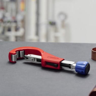 Труборез диаметром от 6 до 76 мм (1/4" - 3")  KNIPEX TubiX® XL