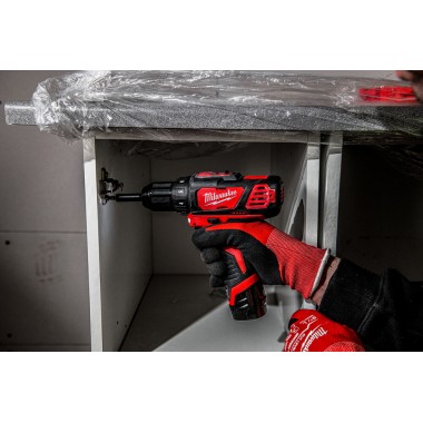 Дрель-шуруповерт M12 BDD-152С крутящий момент 30 Нм MILWAUKEE 4933451460