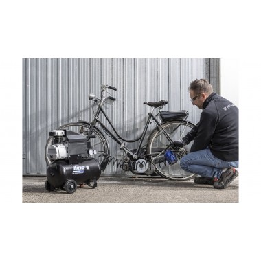 Компресор поршневий F5020 BLACK FIAC 220V 8 бар, ресивер 50 л, продуктивність 10,20 м3/годину