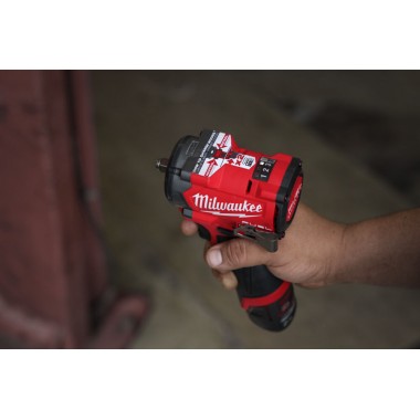 Гайковерт аккумуляторный бесщеточный MILWAUKEE 1/2" (746 Нм) M12 FCIWF12G3-0, с кольцом (каркас)