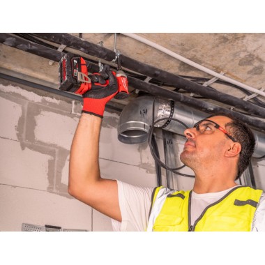 Шуруповерт ударний акумуляторний безщітковий MILWAUKEE M18 BLIDRCMC-402C (190Нм) (+ заряд.пристрій, 2 акум., HD кейс) + жилетка